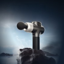 Deep-tissue vibration massage gun